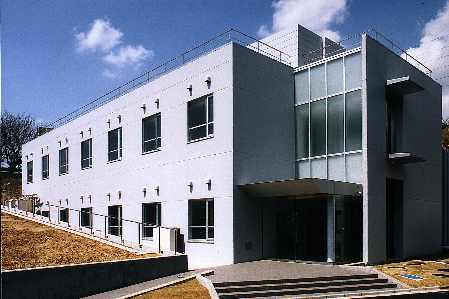 LebraBuilding001.jpg (274244 oCg)